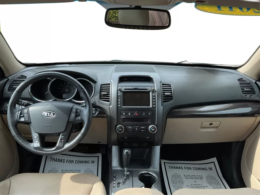 2011 Kia Sorento EX (5XYKU4A11BG) with an 2.4L I-4 DOHC engine, located at 880 E. National Road, Vandalia, OH, 45377, (937) 908-9800, 39.891918, -84.183594 - Are you ready to elevate your family's adventures while keeping comfort and safety at the forefront? Look no further than this 2011 Kia Sorento EX, available now at Advantage Car and Credit, your trusted Buy Here Pay Here dealership located at 1184 Kauffman Ave, Fairborn, OH 45324. With guaranteed a - Photo#20