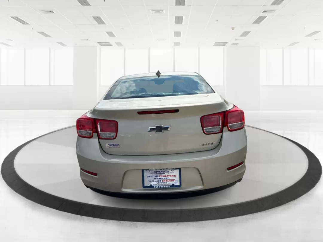 2015 Chevrolet Malibu 1LT (1G11C5SL5FF) with an ECOTEC 2.5L I-4 gasoline direct injection engine, located at 880 E. National Road, Vandalia, OH, 45377, (937) 908-9800, 39.891918, -84.183594 - Are you in the market for a reliable sedan that's perfect for daily commutes and weekend getaways alike? Look no further than this stunning 2015 Chevrolet Malibu 1LT, available now at Advantage Car and Credit in Fairborn, OH. This vehicle is not just a car; it's a lifestyle upgrade designed for budg - Photo#3