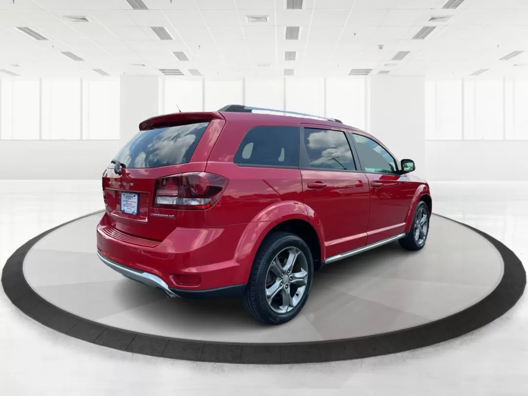 2017 Dodge Journey Crossroad Plus AWD (3C4PDDGG2HT) with an Pentastar 3.6L V-6 DOHC engine, located at 4508 South Dixie Dr, Moraine, OH, 45439, (937) 908-9800, 39.689976, -84.218452 - ### Adventure Awaits: Discover Your 2017 Dodge Journey Crossroad Plus AWD at Advantage Car and Credit!<br /> <br /> Are you ready to elevate your family outings or weekend adventures? The perfect blend of comfort, capability, and style awaits you with this stunning 2017 Dodge Journey Crossroad Plus - Photo#2