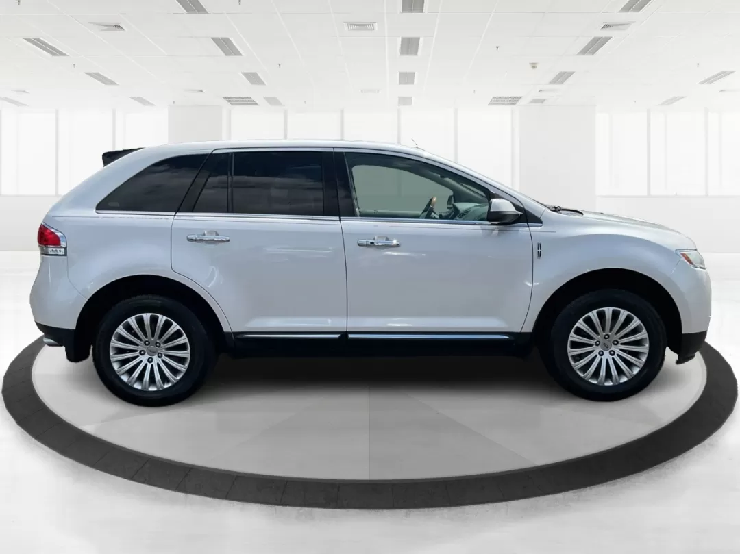 2015 Lincoln MKX Base (2LMDJ6JK7FB) with an Other engine, located at 1184 Kauffman Ave, Fairborn, OH, 45324, (937) 908-9800, 39.807072, -84.030914 - ### Luxurious Comfort Awaits: 2015 Lincoln MKX at Advantage Car and Credit<br /> <br /> Are you searching for a vehicle that effortlessly combines style, comfort, and performance? Look no further! The 2015 Lincoln MKX is perfect for growing families and individuals who appreciate the finer things in - Photo#1