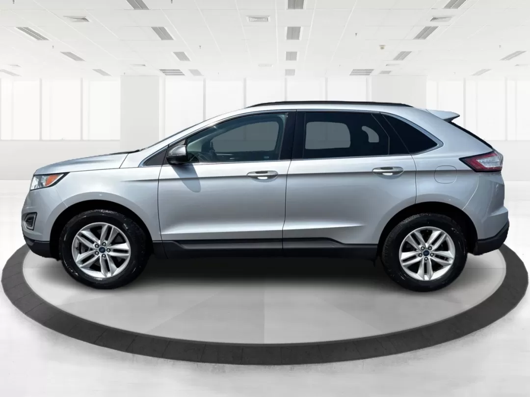 2016 Ford Edge SEL (2FMPK4J93GB) with an Other engine, located at 1230 East Main St, Xenia, OH, 45385, (937) 908-9800, 39.688026, -83.910172 - ### Discover Your Next Adventure with the 2016 Ford Edge SEL at Advantage Car and Credit!<br /> <br /> If you're on the lookout for the perfect SUV that seamlessly blends style, comfort, and functionality, the 2016 Ford Edge SEL is your ticket to a life of adventure. Whether you're a growing family - Photo#5