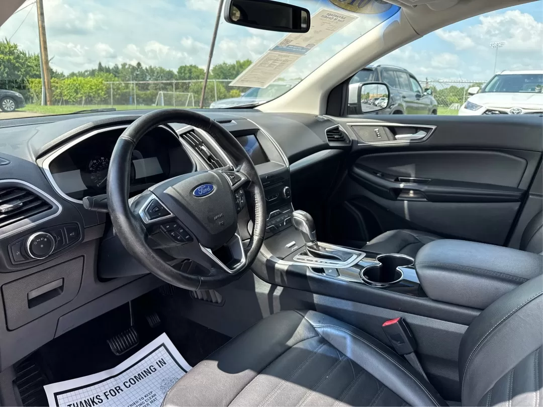 2016 Ford Edge SEL (2FMPK4J93GB) with an Other engine, located at 1230 East Main St, Xenia, OH, 45385, (937) 908-9800, 39.688026, -83.910172 - ### Discover Your Next Adventure with the 2016 Ford Edge SEL at Advantage Car and Credit!<br /> <br /> If you're on the lookout for the perfect SUV that seamlessly blends style, comfort, and functionality, the 2016 Ford Edge SEL is your ticket to a life of adventure. Whether you're a growing family - Photo#9