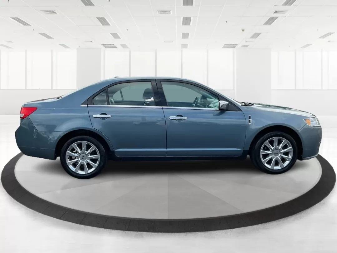 2011 Lincoln MKZ Base (3LNHL2GC1BR) with an Other engine, located at 401 Woodman Dr, Riverside, OH, 45431, (937) 908-9800, 39.760899, -84.123421 - ### Discover Luxury and Comfort with the 2011 Lincoln MKZ at Advantage Car and Credit<br /> <br /> Are you in search of a vehicle that effortlessly combines style, comfort, and reliability? The 2011 Lincoln MKZ is your perfect match! Whether you're commuting to work, taking the kids to school, or pl - Photo#1