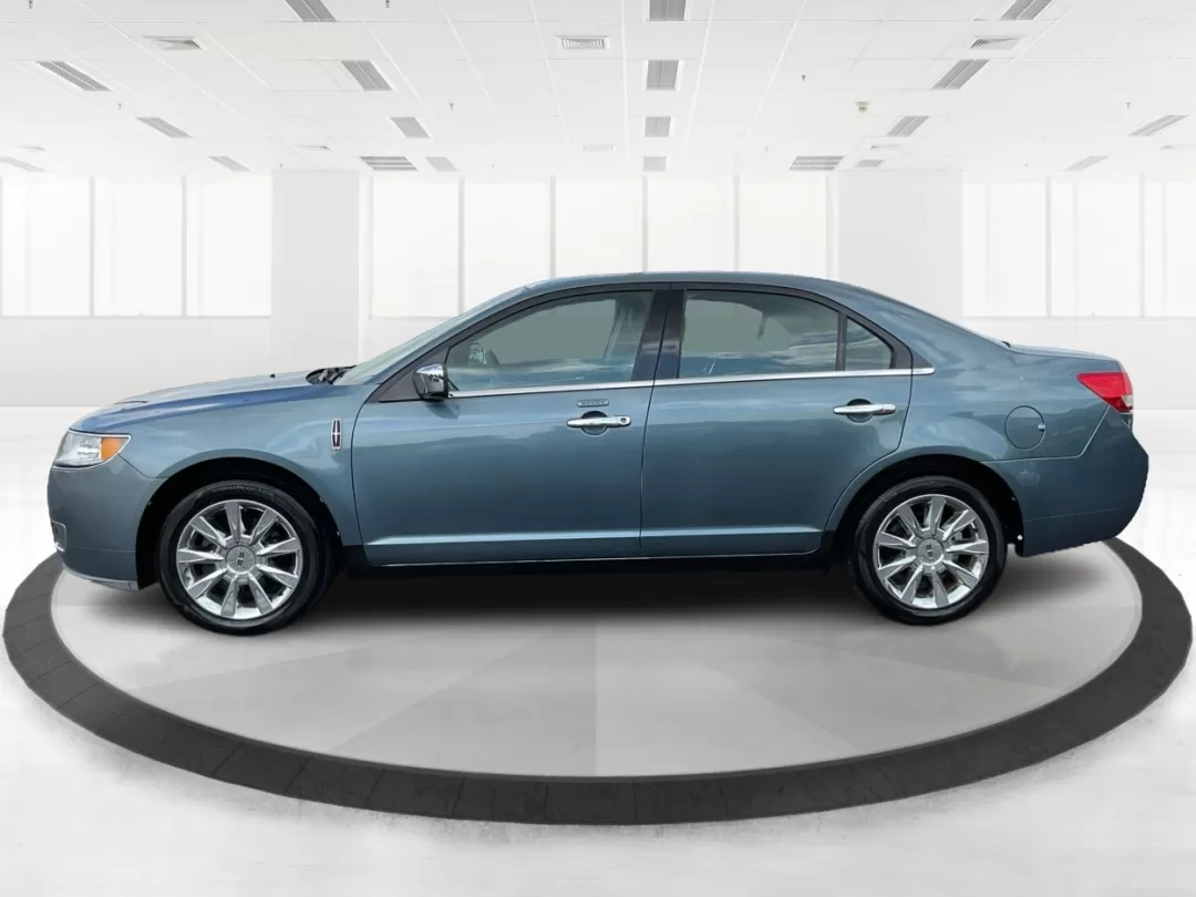 2011 Lincoln MKZ Base (3LNHL2GC1BR) with an Other engine, located at 401 Woodman Dr, Riverside, OH, 45431, (937) 908-9800, 39.760899, -84.123421 - ### Discover Luxury and Comfort with the 2011 Lincoln MKZ at Advantage Car and Credit<br /> <br /> Are you in search of a vehicle that effortlessly combines style, comfort, and reliability? The 2011 Lincoln MKZ is your perfect match! Whether you're commuting to work, taking the kids to school, or pl - Photo#5