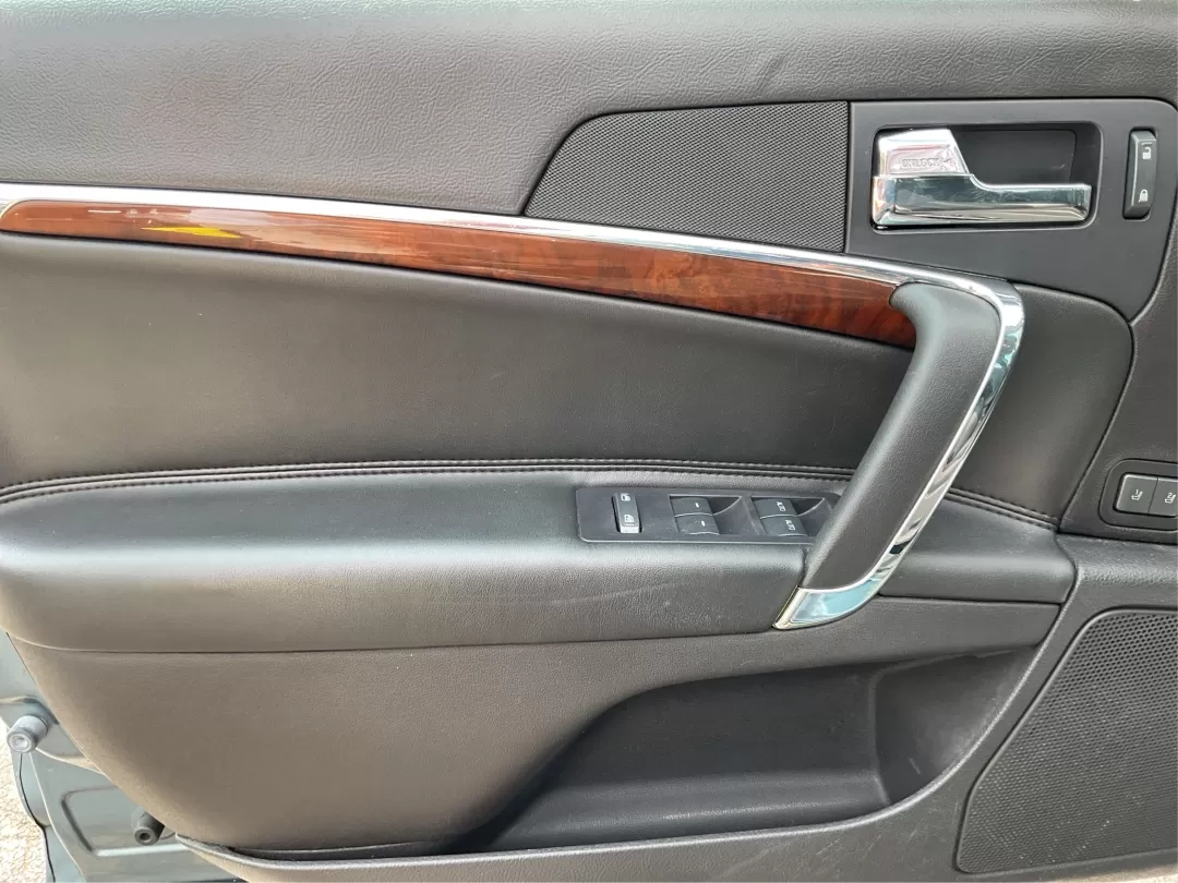 2011 Lincoln MKZ Base (3LNHL2GC1BR) with an Other engine, located at 401 Woodman Dr, Riverside, OH, 45431, (937) 908-9800, 39.760899, -84.123421 - ### Discover Luxury and Comfort with the 2011 Lincoln MKZ at Advantage Car and Credit<br /> <br /> Are you in search of a vehicle that effortlessly combines style, comfort, and reliability? The 2011 Lincoln MKZ is your perfect match! Whether you're commuting to work, taking the kids to school, or pl - Photo#19