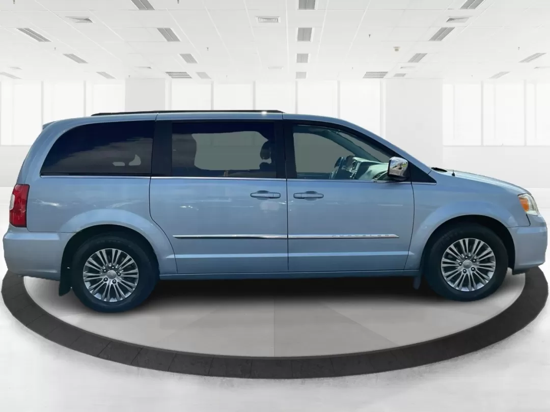 2013 Chrysler Town and Country Touring-L (2C4RC1CG5DR) with an Pentastar 3.6L V-6 DOHC engine, located at 1099 N County Rd 25A , Troy, OH, 45373, (937) 908-9800, 40.057079, -84.212883 - **Drive Family Adventures in the 2013 Chrysler Town and Country Touring-L Your Perfect Companion for Fun and Functionality!**<br /> <br /> Are you searching for the ideal vehicle to accommodate your growing family or enhance your daily commutes? Look no further than the stunning 2013 Chrysler Tow - Photo#1