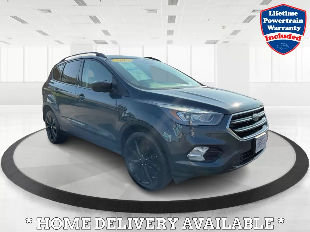 photo of 2019 Ford Escape SE