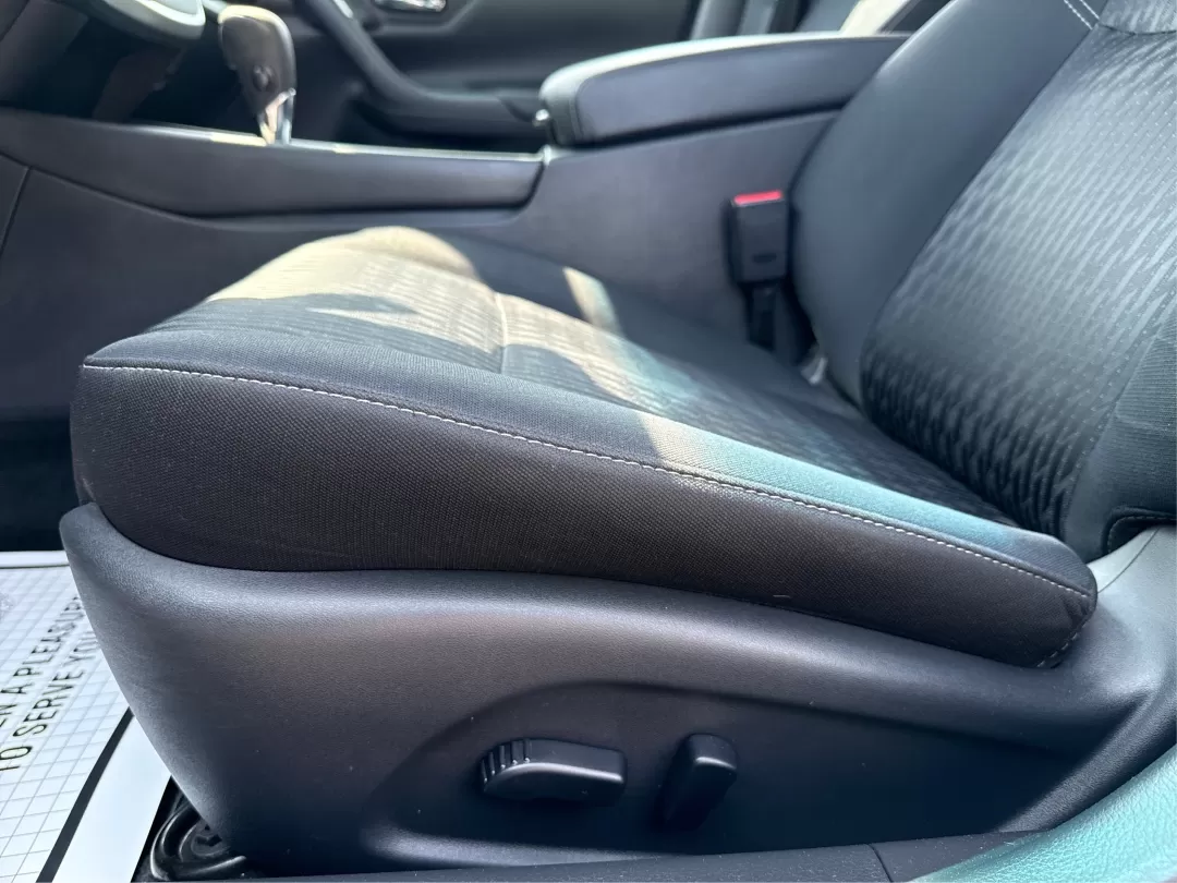 2018 Nissan Altima 2.5 S (1N4AL3AP5JC) with an 2.5L I-4 DOHC engine, located at 1230 East Main St, Xenia, OH, 45385, (937) 908-9800, 39.688026, -83.910172 - Photo#18