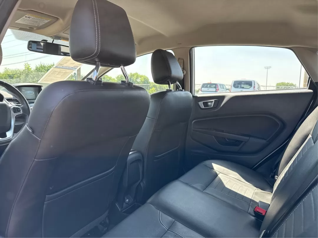 2018 Dodge Grand Caravan SE (2C4RDGBG5JR) with an Pentastar 3.6L V-6 DOHC engine, located at 1951 S Dayton Lakeview Rd., New Carlisle, OH, 45344, (937) 908-9800, 39.890999, -84.050255 - Photo#10