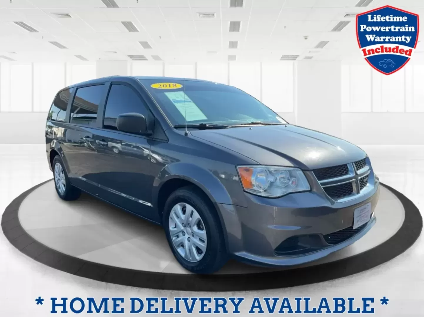 2018 Dodge Grand Caravan SE (2C4RDGBG5JR) with an Pentastar 3.6L V-6 DOHC engine, located at 880 E. National Road, Vandalia, OH, 45377, (937) 908-9800, 39.891918, -84.183594 - **Explore the Open Road in Style with the 2018 Dodge Grand Caravan Perfect for Families on the Go!**<br /> <br /> Are you searching for a reliable vehicle that caters to your family's needs while offering comfort and versatility? Look no further than the 2018 Dodge Grand Caravan SE, available now a - Photo#0