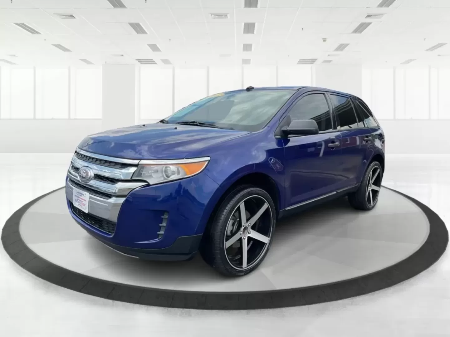2013 Ford Edge SE (2FMDK3GC6DB) with an Other engine, located at 880 E. National Road, Vandalia, OH, 45377, (937) 908-9800, 39.891918, -84.183594 - **Discover Your Next Adventure with the 2013 Ford Edge SE A Perfect Family SUV!**<br /> <br /> Are you searching for a reliable and stylish SUV to elevate your family's adventures? The 2013 Ford Edge SE, available at Advantage Car and Credit in Fairborn, OH, is the ideal vehicle for families and in - Photo#8