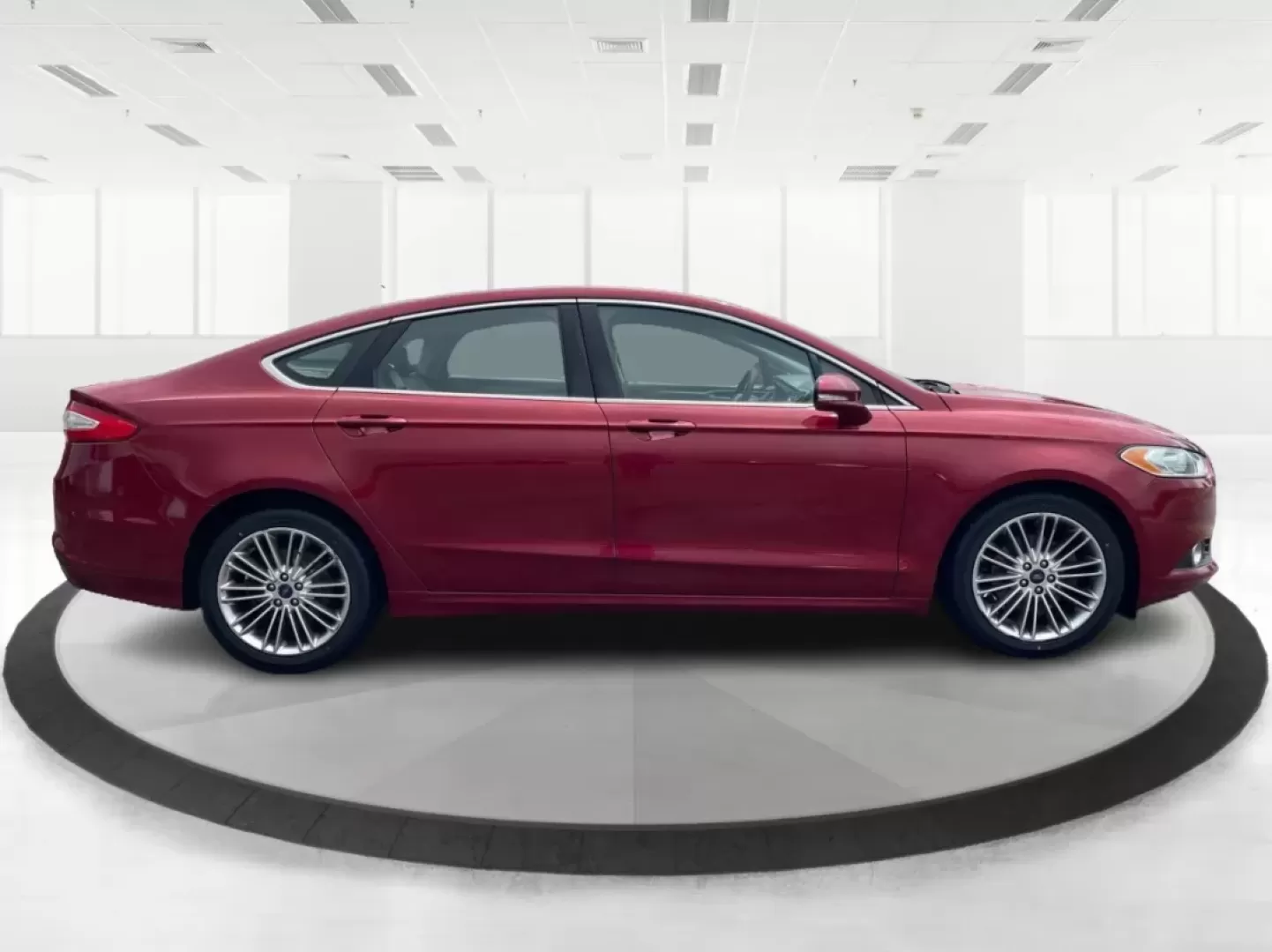 2016 Ford Fusion SE (3FA6P0HD7GR) with an Other engine, located at 880 E. National Road, Vandalia, OH, 45377, (937) 908-9800, 39.891918, -84.183594 - Experience the perfect blend of style, comfort, and reliability with this 2016 Ford Fusion SE, available now at Advantage Car and Credit in Fairborn, OH. Whether you're a commuter navigating the busy streets of downtown Fairborn or a growing family looking for a dependable vehicle for your weekend a - Photo#1