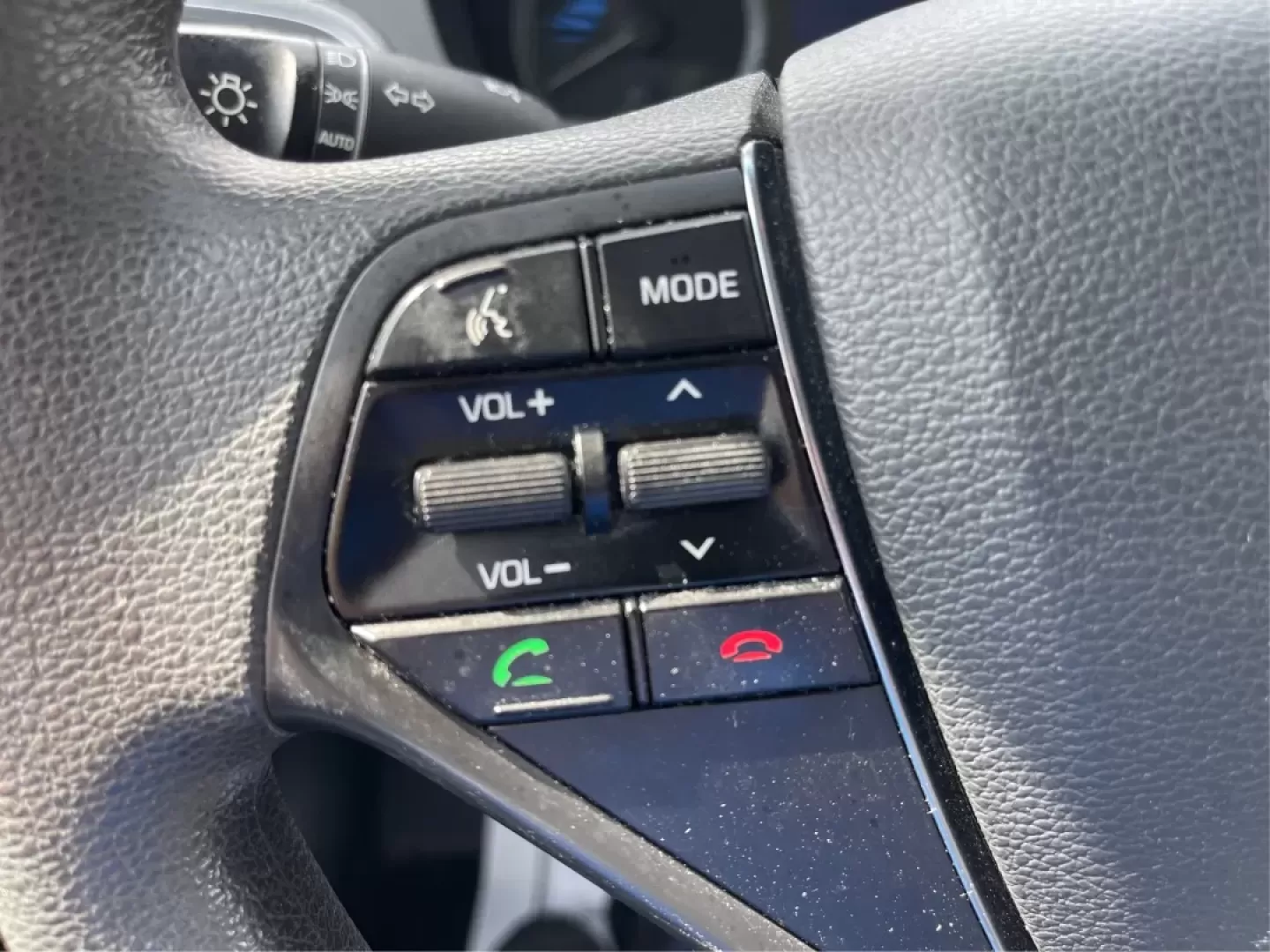 2017 Hyundai Sonata SE (5NPE24AF7HH) with an 2.4L I-4 gasoline direct injection engine, located at 880 E. National Road, Vandalia, OH, 45377, (937) 908-9800, 39.891918, -84.183594 - Are you in search of an affordable, reliable sedan that can keep up with your busy lifestyle? Look no further than this stunning 2017 Hyundai Sonata SE, available now at Advantage Car and Credit in Fairborn, OH. This vehicle is perfect for budget-conscious buyers who need a dependable car for daily - Photo#16