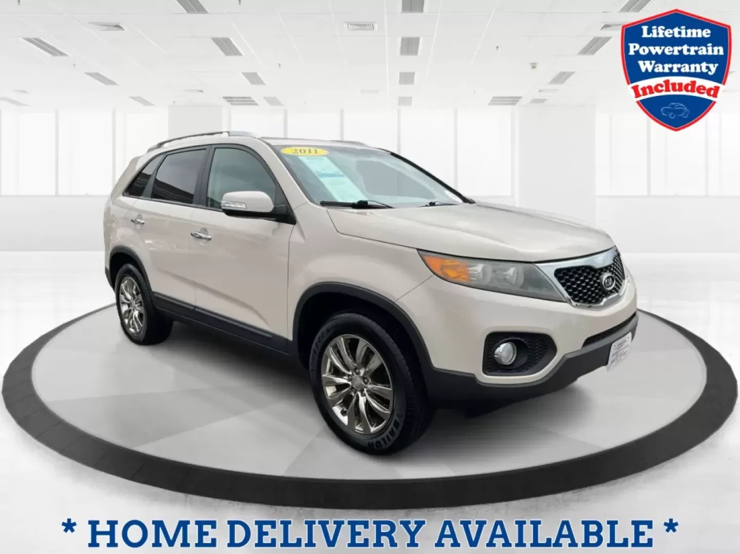 2011 Kia Sorento EX (5XYKU4A11BG) with an 2.4L I-4 DOHC engine, located at 880 E. National Road, Vandalia, OH, 45377, (937) 908-9800, 39.891918, -84.183594 - Are you ready to elevate your family's adventures while keeping comfort and safety at the forefront? Look no further than this 2011 Kia Sorento EX, available now at Advantage Car and Credit, your trusted Buy Here Pay Here dealership located at 1184 Kauffman Ave, Fairborn, OH 45324. With guaranteed a - Photo#0