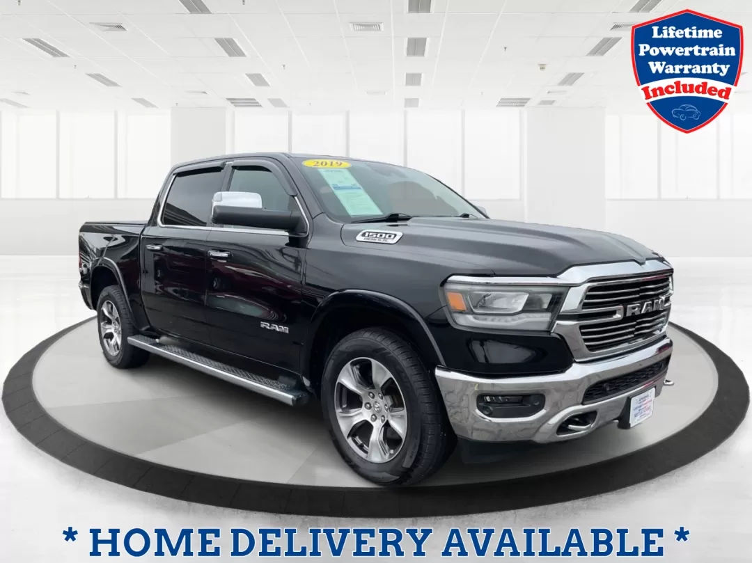 2019 Ram 1500 Laramie Crew Cab SWB 4WD (1C6SRFJT5KN) with an 5.7L V8 OHV 16V engine, 8-Speed Automatic transmission, located at 1230 East Main St, Xenia, OH, 45385, (937) 908-9800, 39.688026, -83.910172 - Photo#0