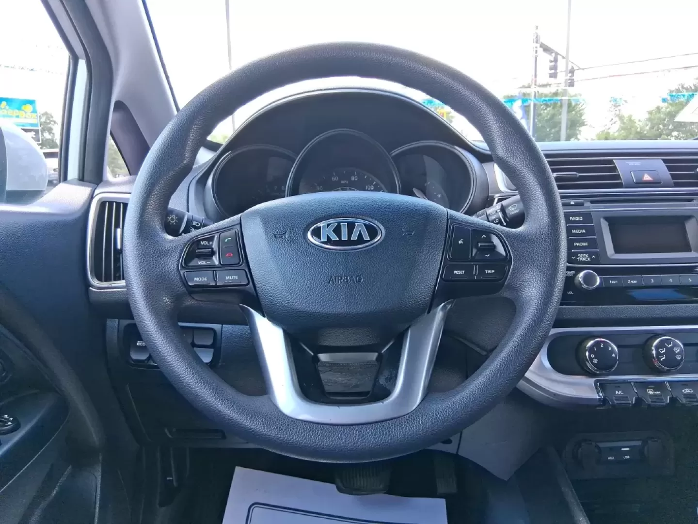 2016 Kia Rio LX (KNADM4A37G6) with an Gamma 1.6L I-4 gasoline direct injection engine, located at 1184 Kauffman Ave, Fairborn, OH, 45324, (937) 908-9800, 39.807072, -84.030914 - Photo#16