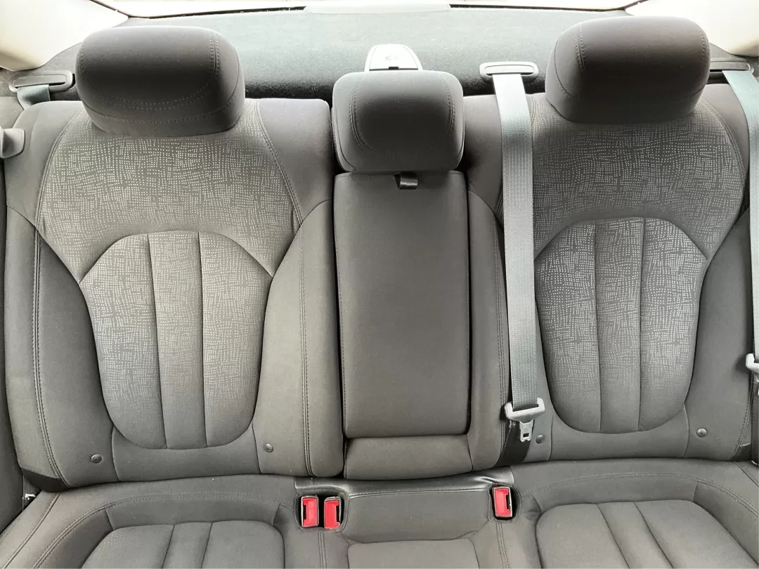 2015 Chrysler 200 Limited (1C3CCCAB9FN) with an 3.6L V-6 DOHC engine, located at 1230 East Main St, Xenia, OH, 45385, (937) 908-9800, 39.688026, -83.910172 - Photo#14
