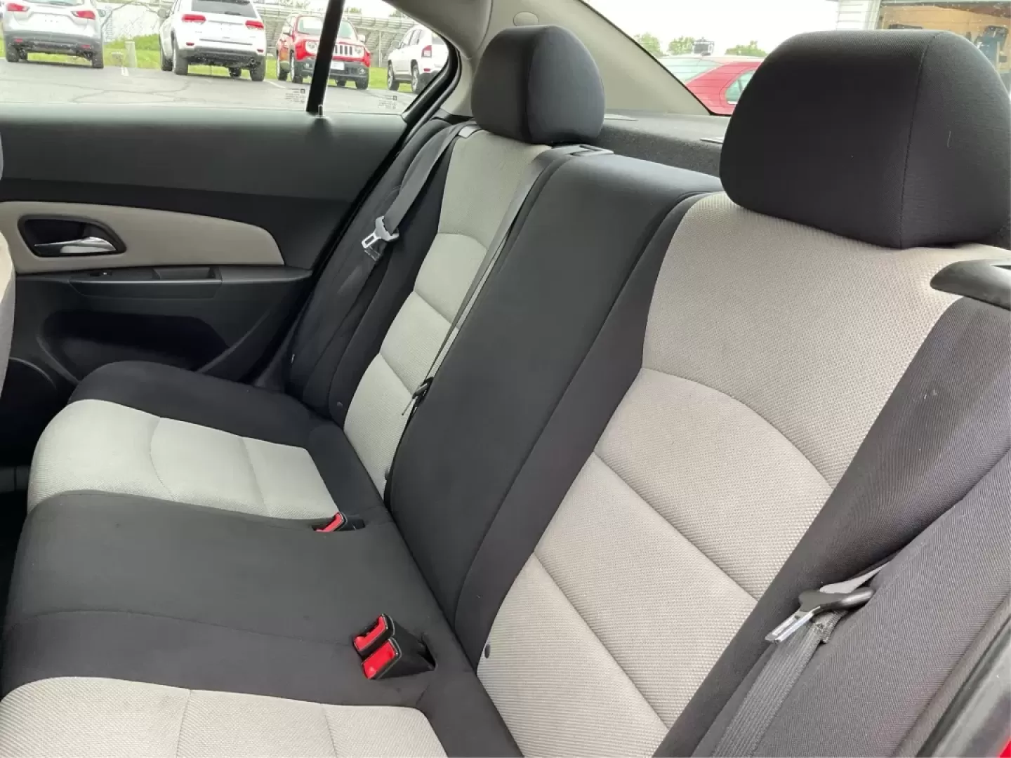 2016 Chevrolet Cruze Limited LS (1G1PC5SH5G7) with an Other engine, located at 1230 East Main St, Xenia, OH, 45385, (937) 908-9800, 39.688026, -83.910172 - Photo#10