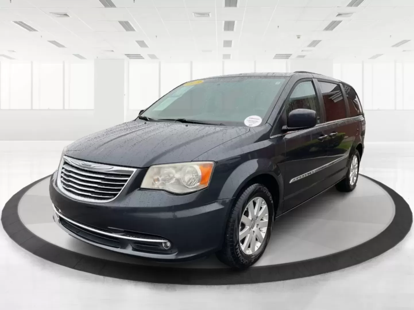2013 Chrysler Town and Country Touring (2C4RC1BG5DR) with an Pentastar 3.6L V-6 DOHC engine, located at 8750 N County Rd 25A, Piqua, OH, 45356, (937) 908-9800, 40.164391, -84.232513 - Photo#8