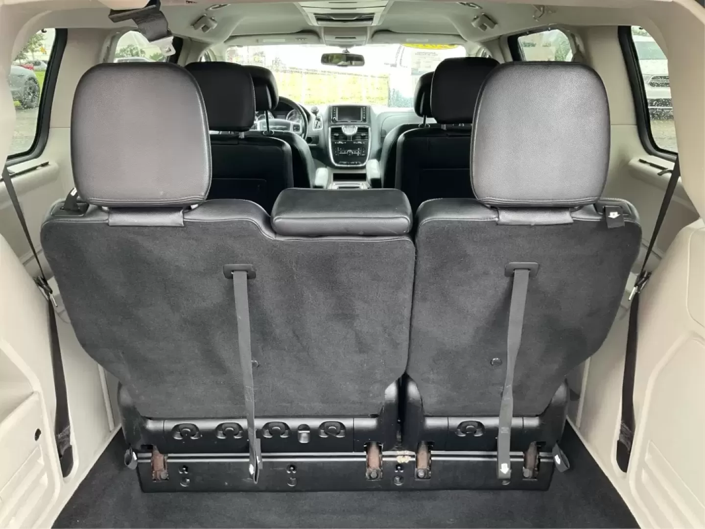 2013 Chrysler Town and Country Touring (2C4RC1BG5DR) with an Pentastar 3.6L V-6 DOHC engine, located at 8750 N County Rd 25A, Piqua, OH, 45356, (937) 908-9800, 40.164391, -84.232513 - Photo#12
