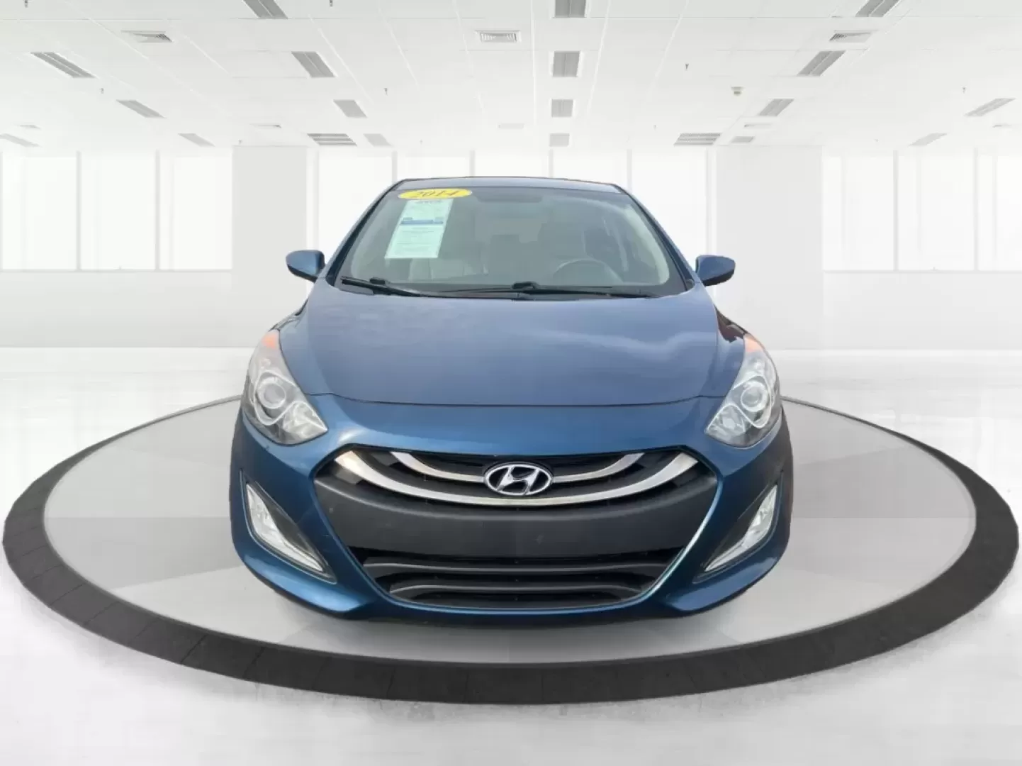 2014 Hyundai Elantra GT GT (KMHD35LH4EU) with an Other engine, located at 1230 East Main St, Xenia, OH, 45385, (937) 908-9800, 39.688026, -83.910172 - **Discover Your Next Adventure with the 2014 Hyundai Elantra GT at Advantage Car and Credit!**<br /> <br /> Are you searching for a reliable vehicle that fits seamlessly into both your daily routine and your weekend getaways? Look no further than the 2014 Hyundai Elantra GT, available at Advantage C - Photo#7