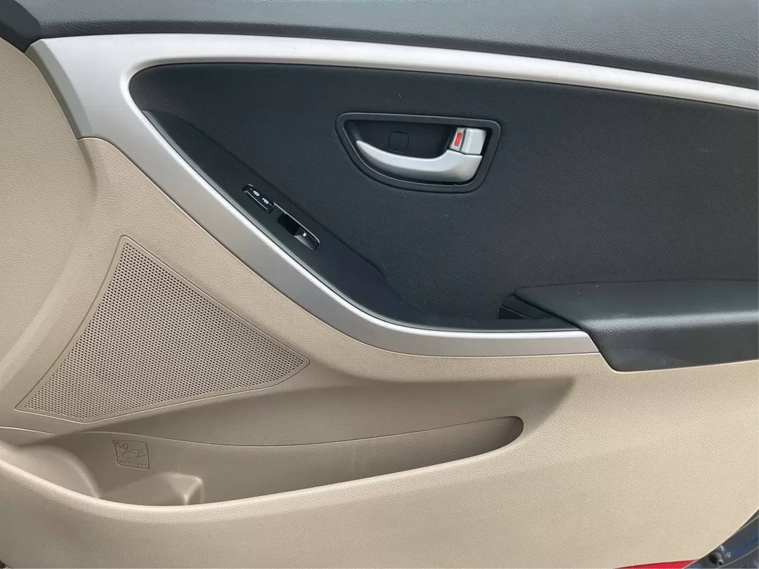 2014 Hyundai Elantra GT GT (KMHD35LH4EU) with an Other engine, located at 1230 East Main St, Xenia, OH, 45385, (937) 908-9800, 39.688026, -83.910172 - Photo#17