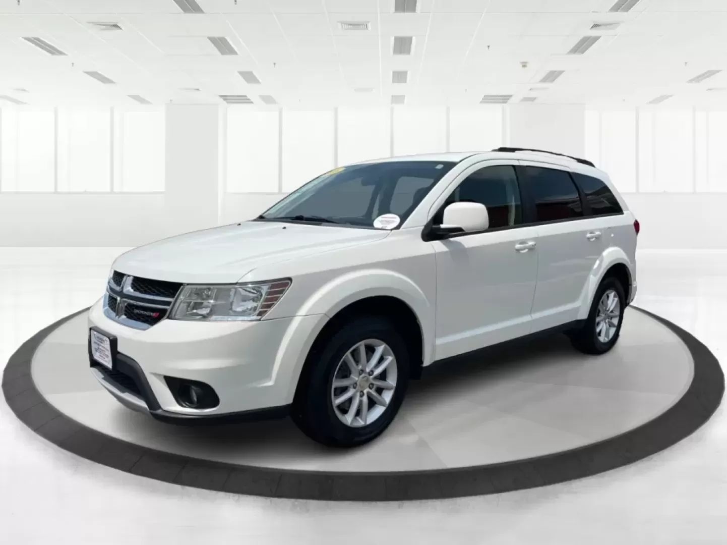 2016 Dodge Journey SXT (3C4PDDBG7GT) with an Pentastar 3.6L V-6 DOHC engine, located at 1230 East Main St, Xenia, OH, 45385, (937) 908-9800, 39.688026, -83.910172 - **Discover Your Next Adventure with the 2016 Dodge Journey SXT at Advantage Car and Credit!**<br /> <br /> Are you ready to elevate your family outings or weekend adventures? The 2016 Dodge Journey SXT is the ideal SUV for those seeking space, functionality, and comfort without breaking the bank. Wi - Photo#8