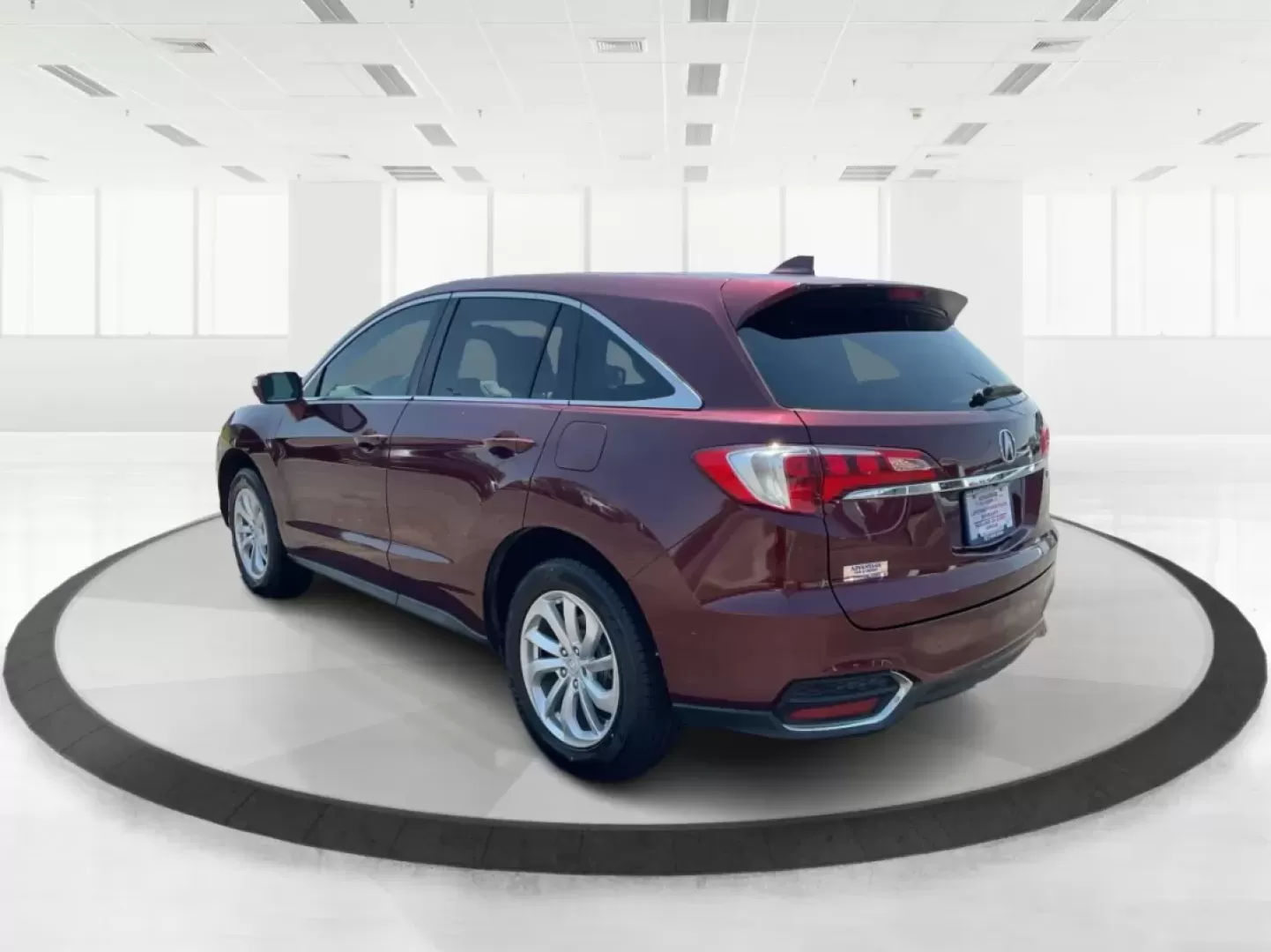 2016 Acura RDX 6-Spd AT (5J8TB3H33GL) with an 3.5L V6 DOHC 24V engine, 6-Speed Automatic transmission, located at 1230 East Main St, Xenia, OH, 45385, (937) 908-9800, 39.688026, -83.910172 - Photo#4