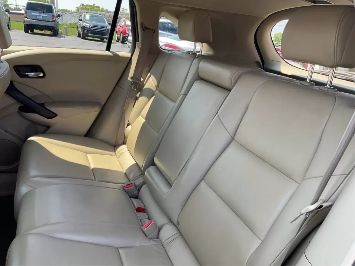 2016 Acura RDX 6-Spd AT (5J8TB3H33GL) with an 3.5L V6 DOHC 24V engine, 6-Speed Automatic transmission, located at 1230 East Main St, Xenia, OH, 45385, (937) 908-9800, 39.688026, -83.910172 - Photo#10