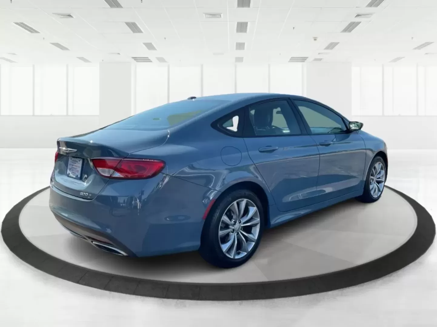 2015 Chrysler 200 S (1C3CCCBB8FN) with an Other engine, located at 1184 Kauffman Ave, Fairborn, OH, 45324, (937) 908-9800, 39.807072, -84.030914 - **Experience Luxury on a Budget with the 2015 Chrysler 200 S at Advantage Car and Credit**<br /> <br /> Looking for a stylish sedan that can handle your daily commute as effortlessly as your weekend adventures? The 2015 Chrysler 200 S is the perfect blend of comfort, technology, and modern aesthetic - Photo#2