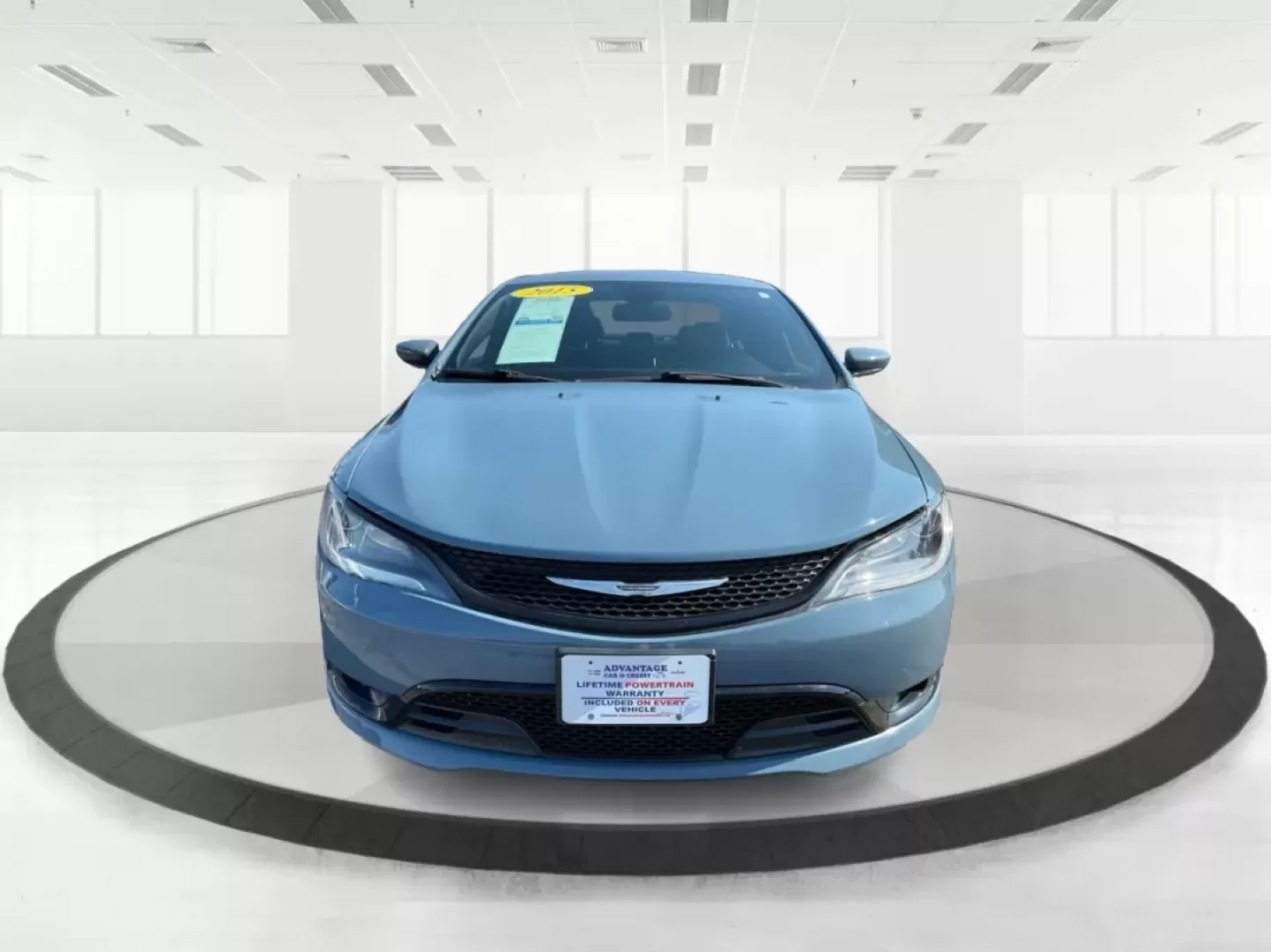 2015 Chrysler 200 S (1C3CCCBB8FN) with an Other engine, located at 1184 Kauffman Ave, Fairborn, OH, 45324, (937) 908-9800, 39.807072, -84.030914 - **Experience Luxury on a Budget with the 2015 Chrysler 200 S at Advantage Car and Credit**<br /> <br /> Looking for a stylish sedan that can handle your daily commute as effortlessly as your weekend adventures? The 2015 Chrysler 200 S is the perfect blend of comfort, technology, and modern aesthetic - Photo#7