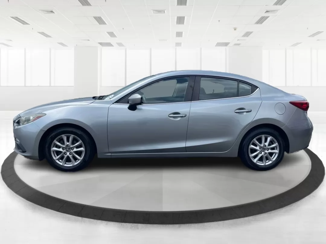 2016 Mazda Mazda3 i Sport (JM1BM1U73G1) with an SKYACTIV-G 2L I-4 gasoline direct injection engine, located at 1184 Kauffman Ave, Fairborn, OH, 45324, (937) 908-9800, 39.807072, -84.030914 - Photo#4