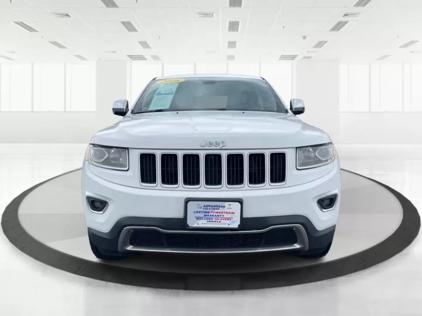 2016 Jeep Grand Cherokee Limited (1C4RJFBG9GC) with an Other engine, located at 1230 East Main St, Xenia, OH, 45385, (937) 908-9800, 39.688026, -83.910172 - ### Discover Adventure with the 2016 Jeep Grand Cherokee Limited at Advantage Car and Credit in Fairborn, OH!<br /> <br /> Are you ready to elevate your weekend adventures or tackle your daily commute with style and confidence? The 2016 Jeep Grand Cherokee Limited is the perfect SUV for those who cr - Photo#7