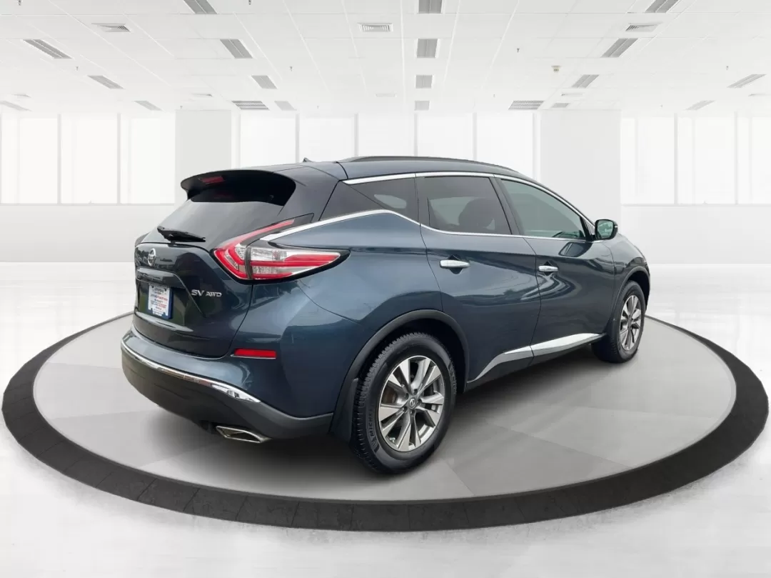 2015 Nissan Murano SV (5N1AZ2MH9FN) with an 3.5L V-6 DOHC engine, located at 1230 East Main St, Xenia, OH, 45385, (937) 908-9800, 39.688026, -83.910172 - Photo#2