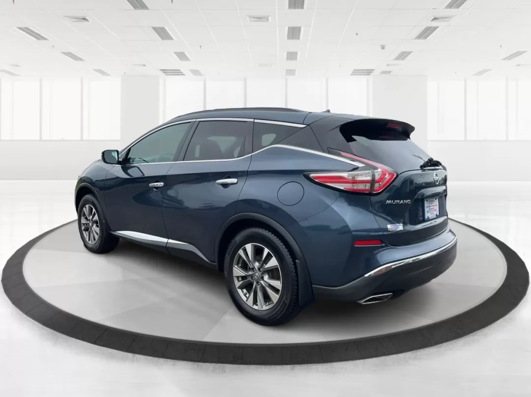 2015 Nissan Murano SV (5N1AZ2MH9FN) with an 3.5L V-6 DOHC engine, located at 1230 East Main St, Xenia, OH, 45385, (937) 908-9800, 39.688026, -83.910172 - Photo#4