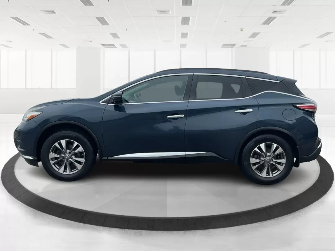 2015 Nissan Murano SV (5N1AZ2MH9FN) with an 3.5L V-6 DOHC engine, located at 1230 East Main St, Xenia, OH, 45385, (937) 908-9800, 39.688026, -83.910172 - Photo#5