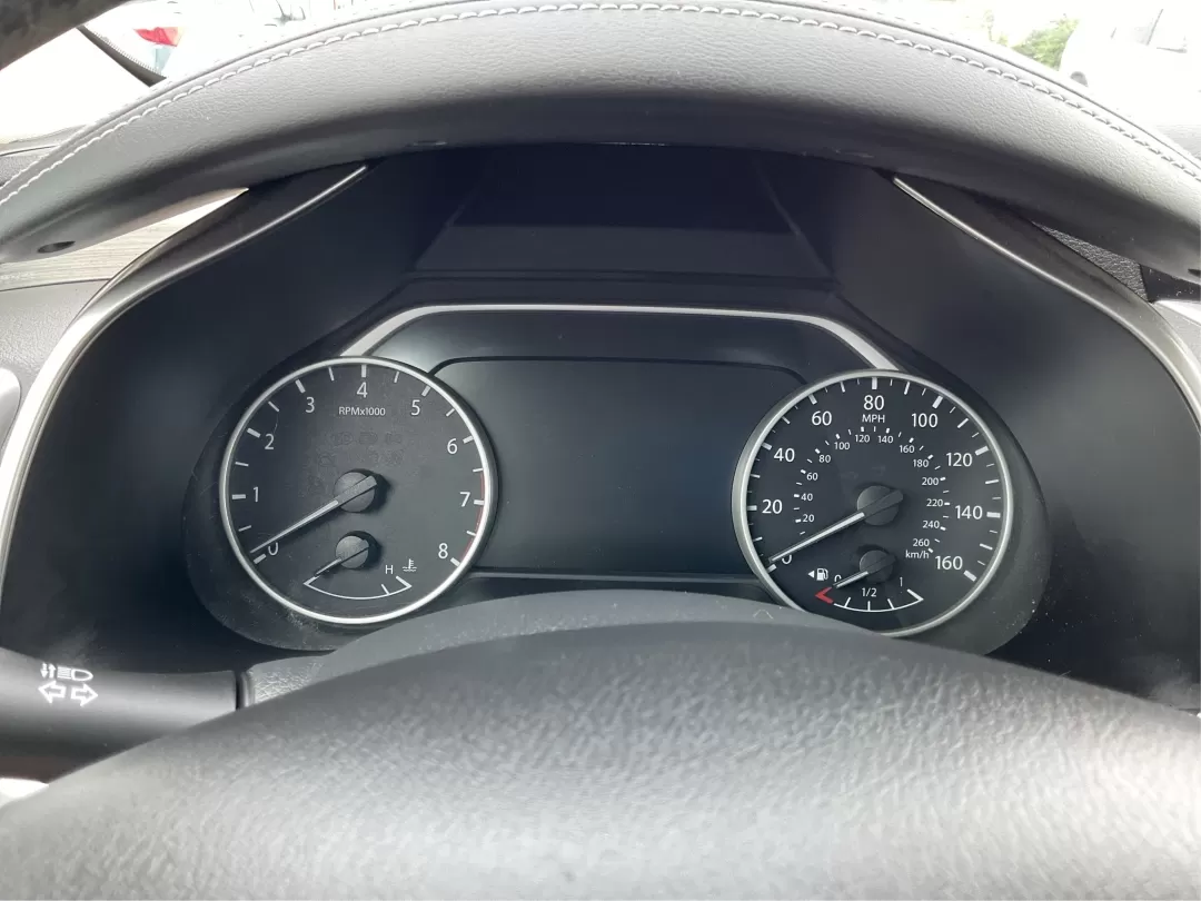 2015 Nissan Murano SV (5N1AZ2MH9FN) with an 3.5L V-6 DOHC engine, located at 1230 East Main St, Xenia, OH, 45385, (937) 908-9800, 39.688026, -83.910172 - Photo#14