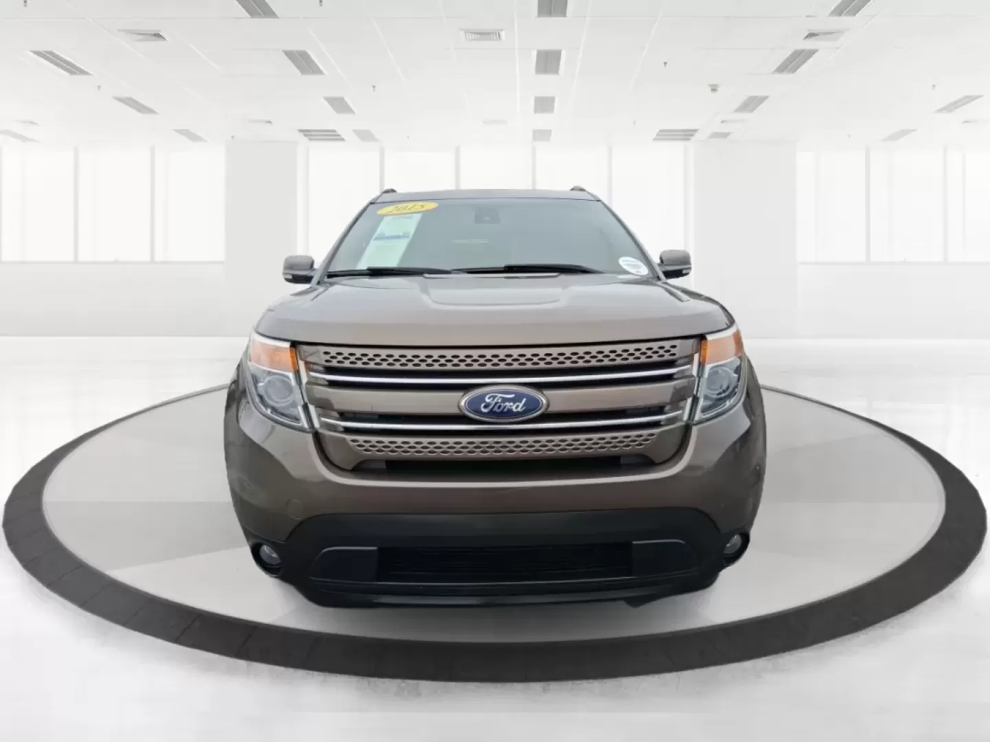 2015 Ford Explorer Limited (1FM5K8F85FG) with an 3.5L V-6 DOHC engine, located at 1230 East Main St, Xenia, OH, 45385, (937) 908-9800, 39.688026, -83.910172 - Photo#7