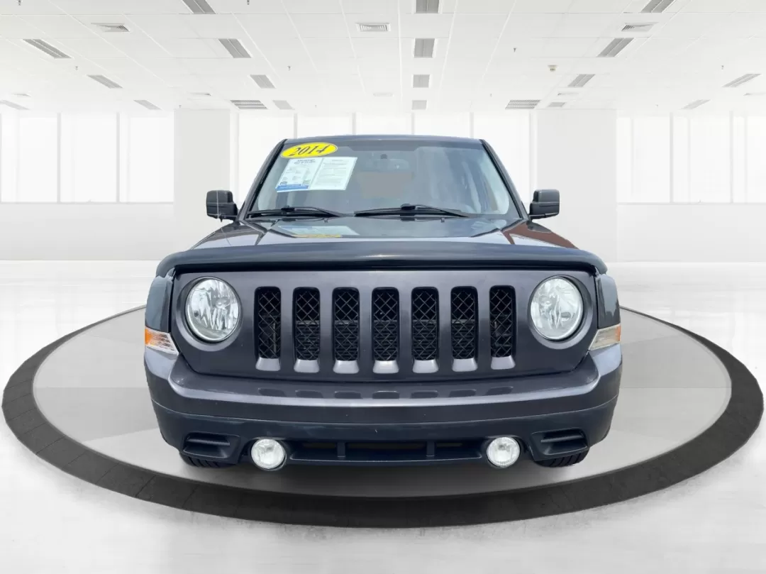 2014 Jeep Patriot Latitude 4WD (1C4NJRFB5ED) with an 2.4L L4 DOHC 16V engine, located at 1230 East Main St, Xenia, OH, 45385, (937) 908-9800, 39.688026, -83.910172 - Photo#20