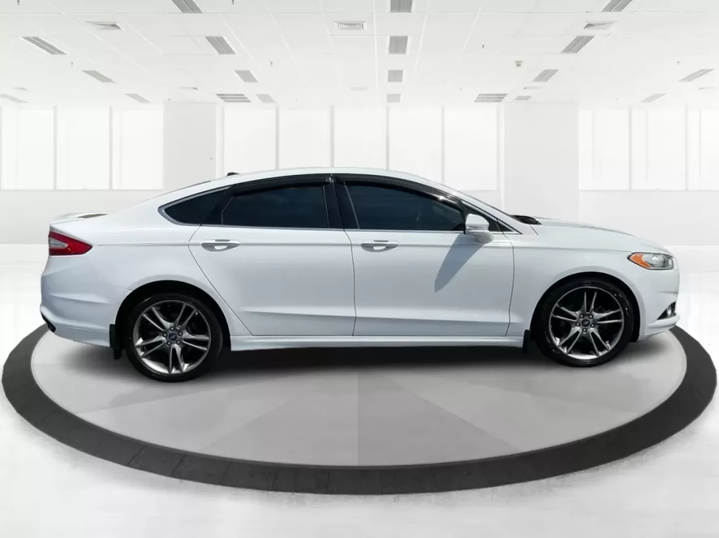 2013 Ford Fusion Titanium (3FA6P0D93DR) with an EcoBoost 2L I-4 gasoline direct injection engine, located at 1230 East Main St, Xenia, OH, 45385, (937) 908-9800, 39.688026, -83.910172 - Photo#1