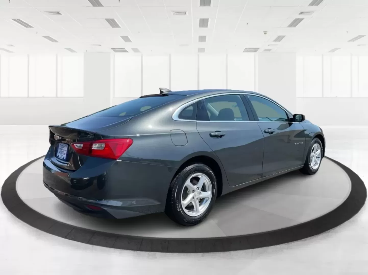 2018 Chevrolet Malibu 1LS (1G1ZB5ST3JF) with an ECOTEC 1.5L I-4 gasoline direct injection engine, located at 1230 East Main St, Xenia, OH, 45385, (937) 908-9800, 39.688026, -83.910172 - Are you ready to elevate your daily commute or family outings with a reliable and stylish sedan? Look no further than the 2018 Chevrolet Malibu 1LS, available right here at Advantage Car and Credit in Fairborn, OH. This modern sedan is perfect for growing families and ideal for budget-conscious buye - Photo#2