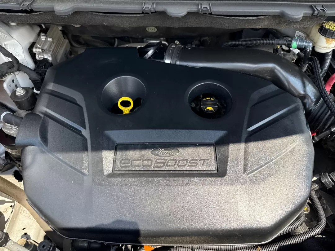 2016 Ford Edge SEL (2FMPK4J93GB) with an Other engine, located at 1230 East Main St, Xenia, OH, 45385, (937) 908-9800, 39.688026, -83.910172 - Photo#11