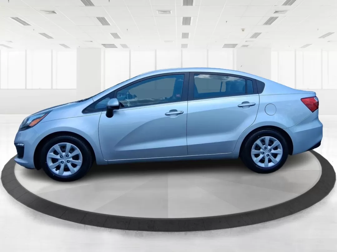2016 Kia Rio LX (KNADM4A37G6) with an Gamma 1.6L I-4 gasoline direct injection engine, located at 1184 Kauffman Ave, Fairborn, OH, 45324, (937) 908-9800, 39.807072, -84.030914 - Photo#5