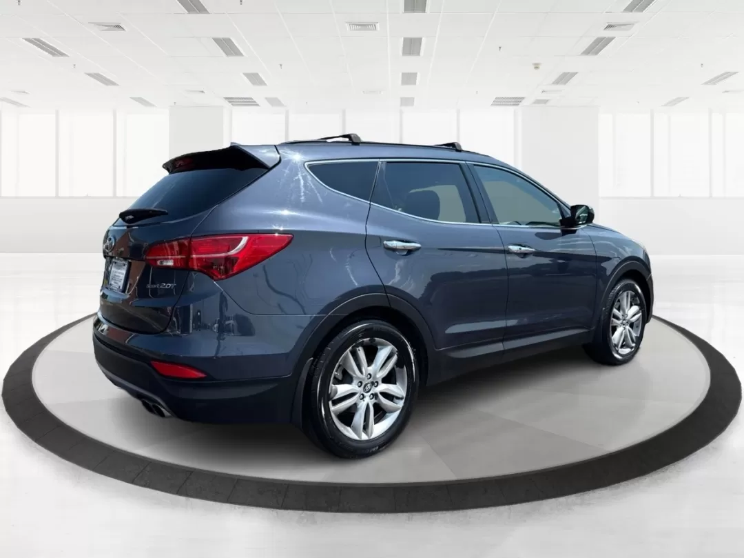 2013 Hyundai Santa Fe Sport 2.0T (5XYZU3LA1DG) with an Theta II 2L I-4 gasoline direct injection engine, located at 1230 East Main St, Xenia, OH, 45385, (937) 908-9800, 39.688026, -83.910172 - Photo#2