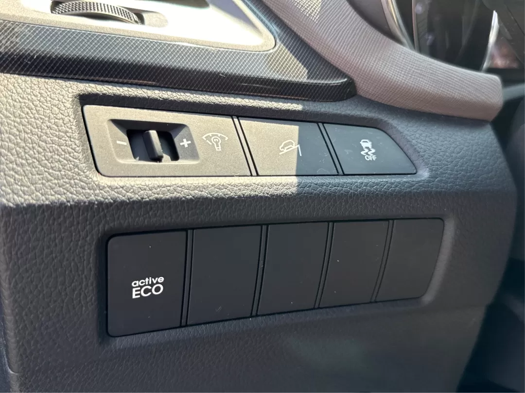 2013 Hyundai Santa Fe Sport 2.0T (5XYZU3LA1DG) with an Theta II 2L I-4 gasoline direct injection engine, located at 1230 East Main St, Xenia, OH, 45385, (937) 908-9800, 39.688026, -83.910172 - Photo#17