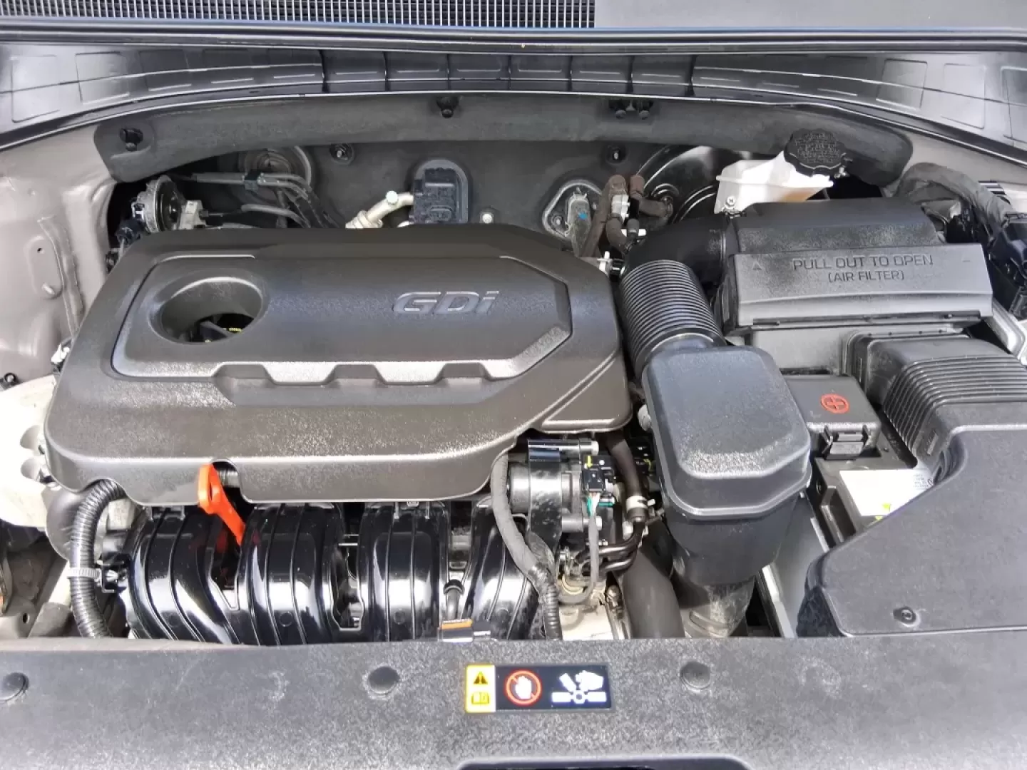 2017 Kia Sorento 2.4L L (5XYPG4A32HG) with an 2.4L I-4 gasoline direct injection engine, located at 1230 East Main St, Xenia, OH, 45385, (937) 908-9800, 39.688026, -83.910172 - Photo#11