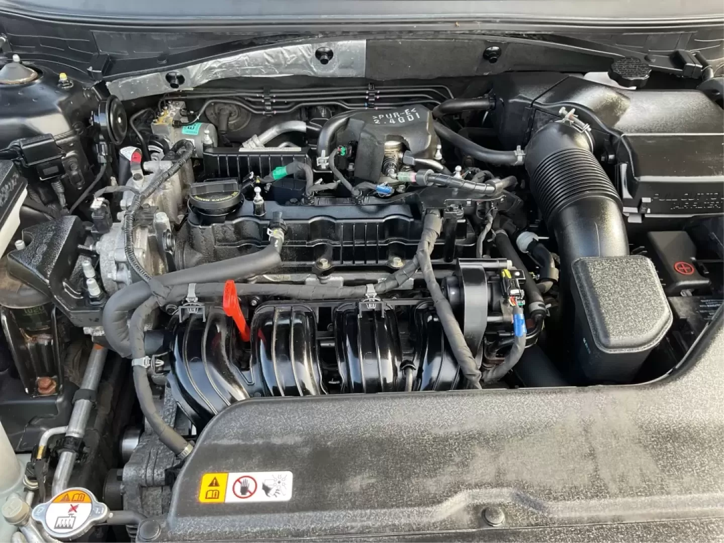 2017 Hyundai Sonata Sport (5NPE34AF9HH) with an 2.4L I-4 gasoline direct injection engine, located at 1230 East Main St, Xenia, OH, 45385, (937) 908-9800, 39.688026, -83.910172 - Photo#11