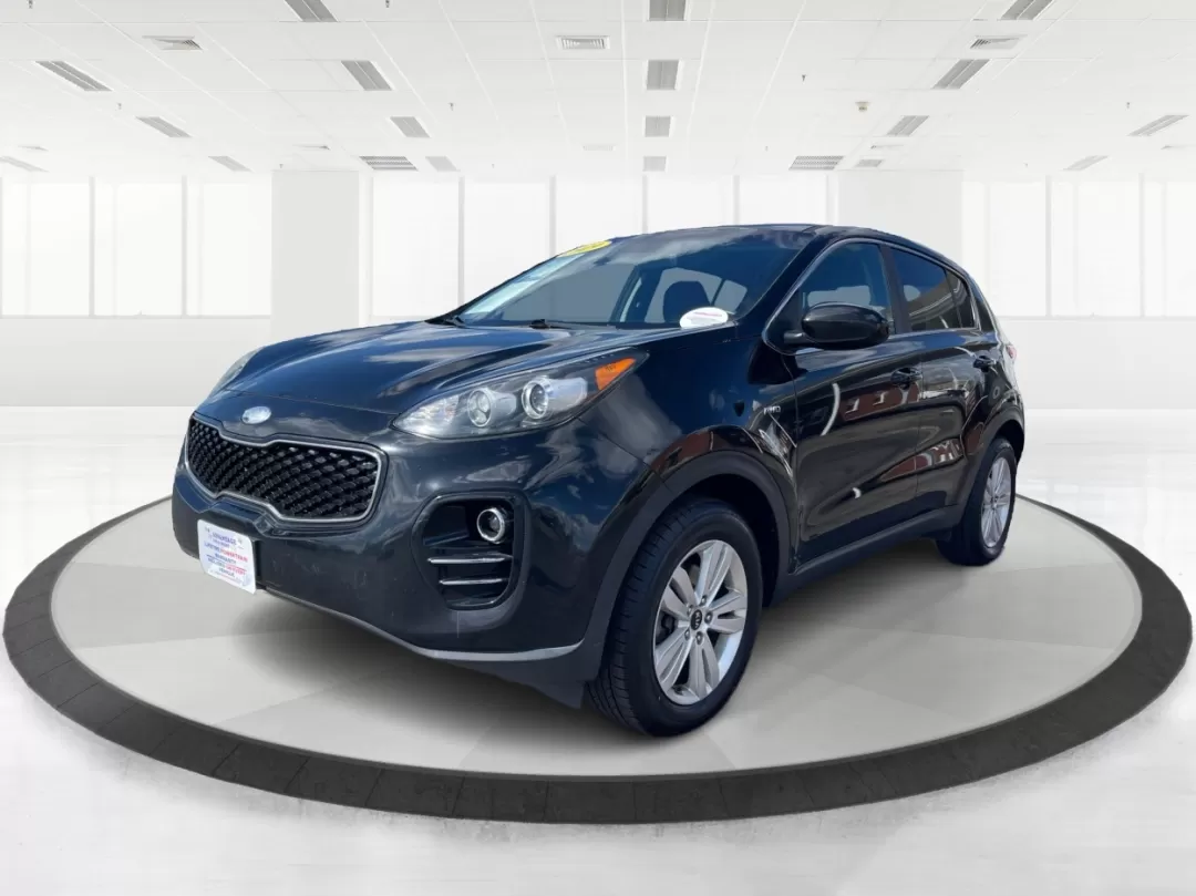 2019 Kia Sportage LX (KNDPMCACXK7) with an Theta II 2.4L I-4 gasoline direct injection engine, located at 8750 N County Rd 25A, Piqua, OH, 45356, (937) 908-9800, 40.164391, -84.232513 - Photo#8