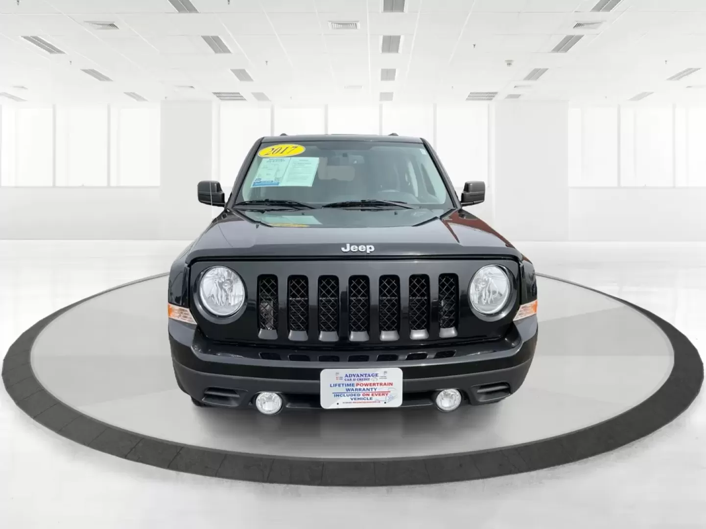 2017 Jeep Patriot Sport FWD (1C4NJPBAXHD) with an 2.4L I-4 DOHC engine, located at 8750 N County Rd 25A, Piqua, OH, 45356, (937) 908-9800, 40.164391, -84.232513 - **Unlock Adventure with the 2017 Jeep Patriot Sport FWD at Advantage Car and Credit!**<br /> <br /> Are you ready to elevate your outdoor adventures or simply need a reliable vehicle for your daily commute? Look no further than the incredible 2017 Jeep Patriot Sport FWD, available now at Advantage C - Photo#7