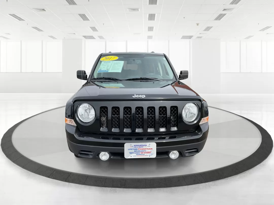 2017 Jeep Patriot Sport FWD (1C4NJPBAXHD) with an 2.4L I-4 DOHC engine, located at 8750 N County Rd 25A, Piqua, OH, 45356, (937) 908-9800, 40.164391, -84.232513 - Photo#7
